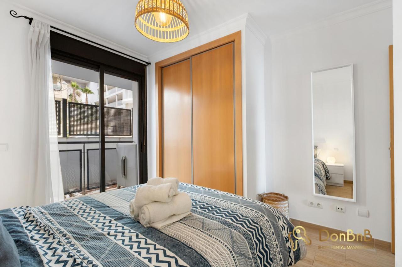 Cozy Apartment With Sea View And Private Parking In 푸엔히롤라 외부 사진